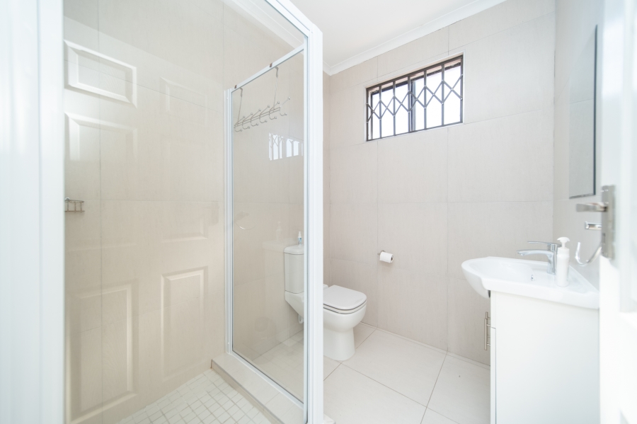 4 Bedroom Property for Sale in Gonubie Eastern Cape
